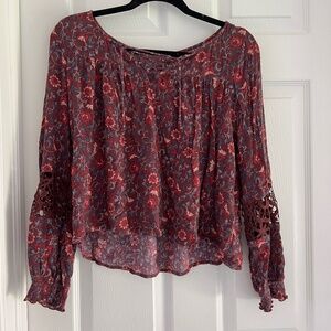 Hollister Printed Floral Cottagecore Blouse size S